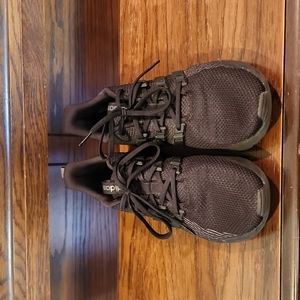 Adidas Questar Flow Shoes size 10.5
